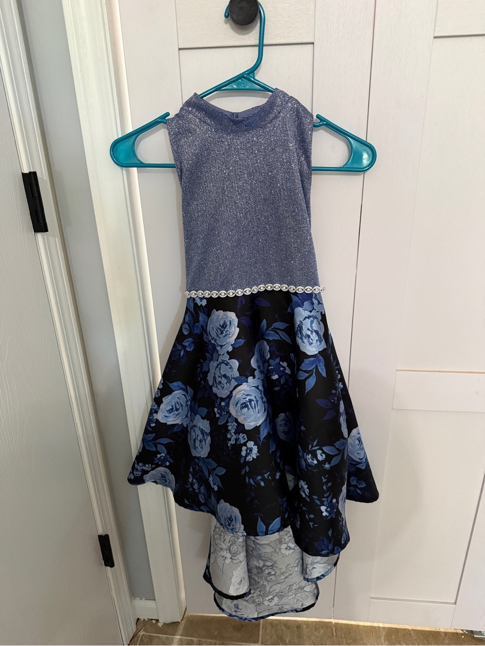 Speechless Glitter Bodice Floral High-Low Dress in Blue and Black